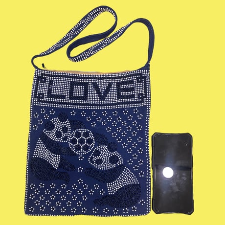 [USED]LOVEパンダポシェット