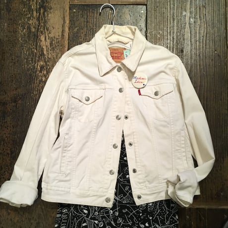 [USED] Levis WHITE Gジャン