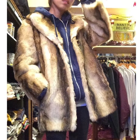 [USED] フェイクファーJKT