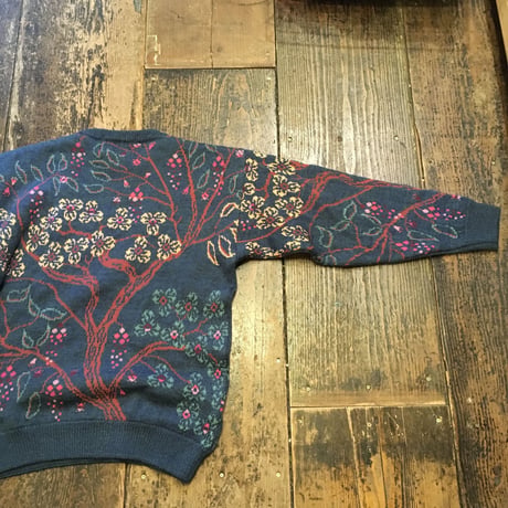 [USED] かわいい！リスいっぱいのニット