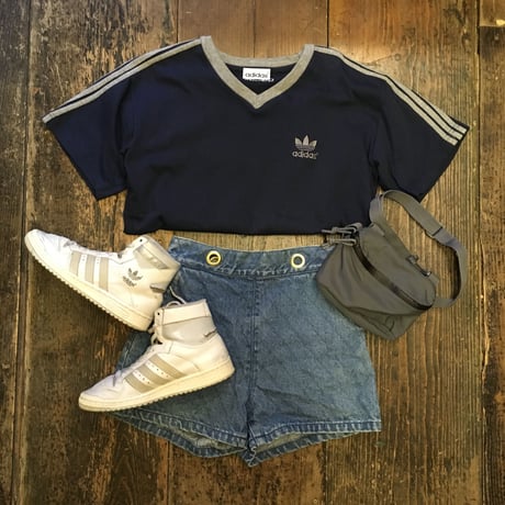 [USED] adidas  Vネック Tee
