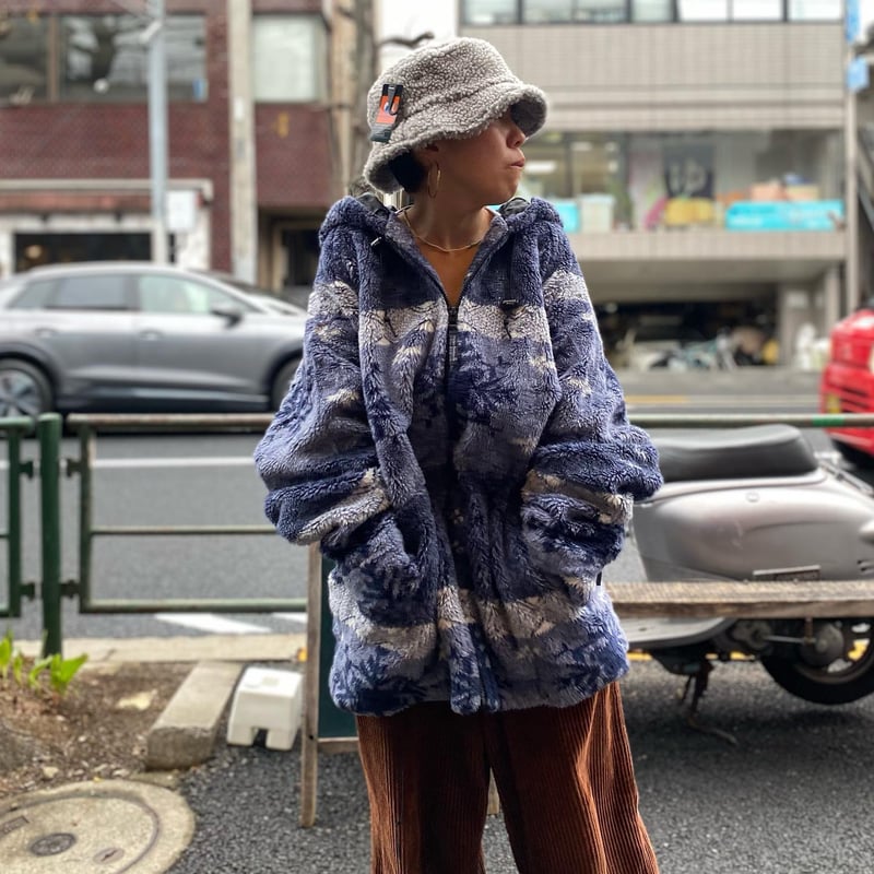 ELFSACK ボア ジャケット コート 星柄 アップリケ スエード風 USED] 雪柄 ボア フリース コート❄️ | garden730