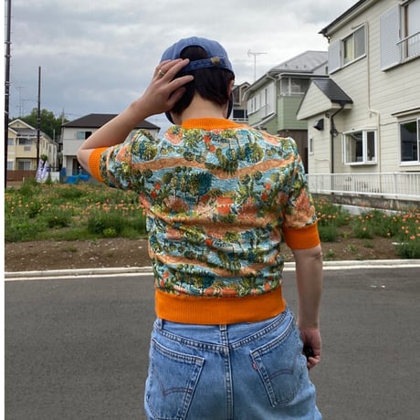 [USED] リブがかわいいショート丈 TOPS🧡