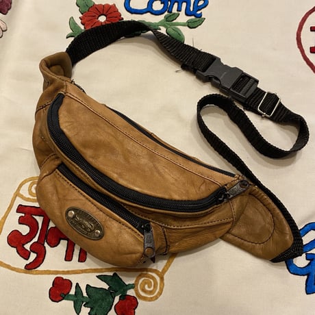 [USED] レザーのウエストPOUCH