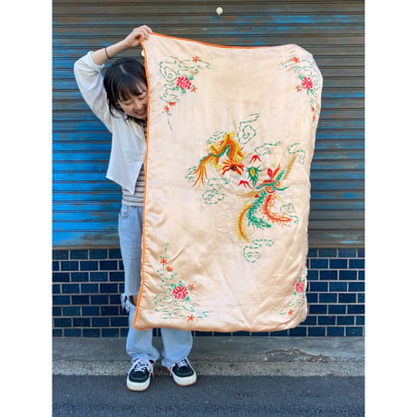 [USED]CHINA刺繍🐲ひんやり布団 127×88cm