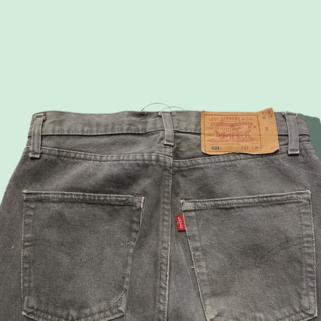 [USED] "Levi's 501" 色褪せグレー