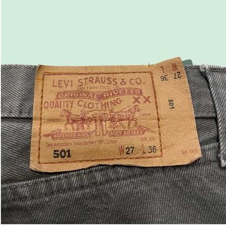 [USED] "Levi's 501" 色褪せグレー