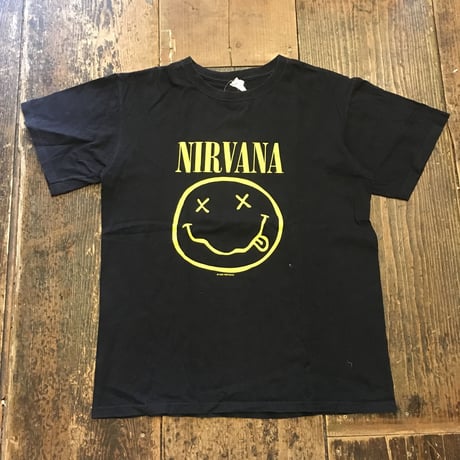 [USED] NIRVANA 😋 Tee