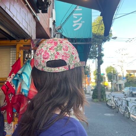 [USED] BENETTON 花柄CAP