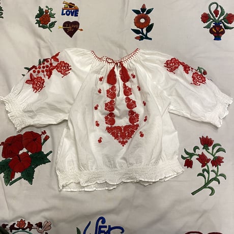 [USED] White×Red 刺繍チュニック