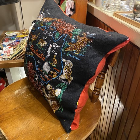 [USED] vintage AUSTRALIA クッションカバー