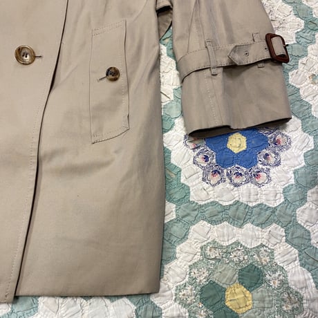 [USED] BURBERRY ハンガー付ショートトレンチコート！