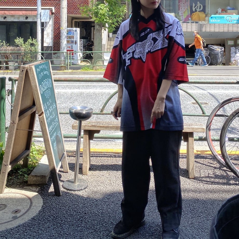 5ef2eae4d3f16739049af442