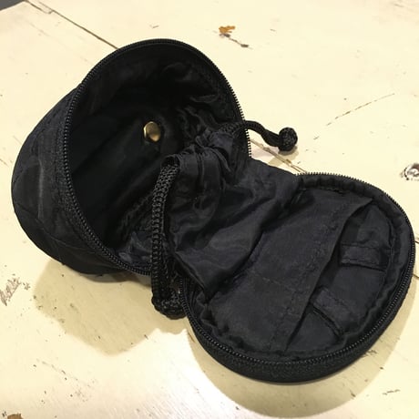 [USED] キルティング アクセ POUCH ワッペン付き