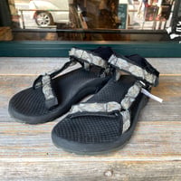 [USED] TEVA サンダル（25cm）