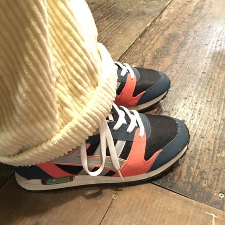 [DEADSTOCK] vintage RANNING SHOES  "OGURA" 23cm