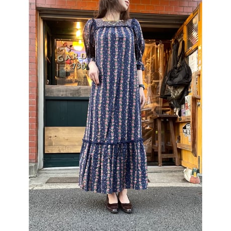 [USED]花柄ワンピース