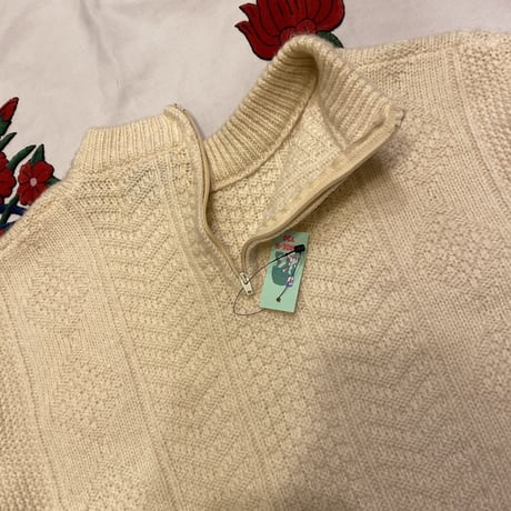 [USED]  コンパクトsize ケーブル ニット
