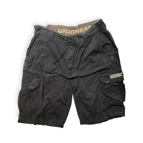 [USED] BLK FEED CARGO SHORTS