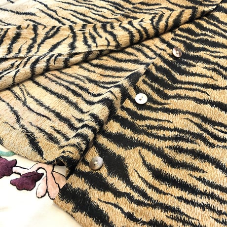 [USED] EURO Vintage レーヨン TIGER SHIRTS