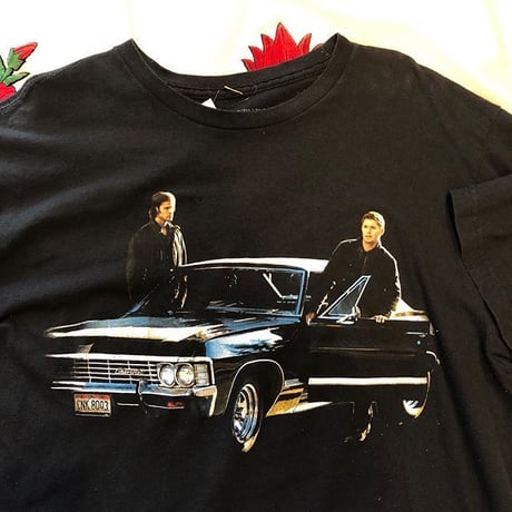 [USED] SUPERNATRAL Tee XL
