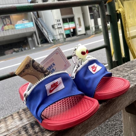 [USED]NIKE zip pocket SANDAL ❤️💙
