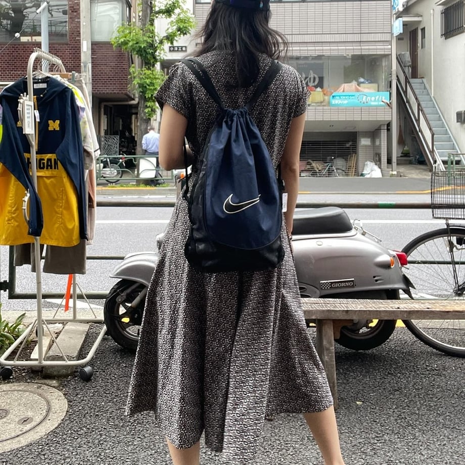 683301b302ecc3be1807c044