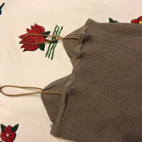 [USED] リブがかわいい♡KNITキャミ