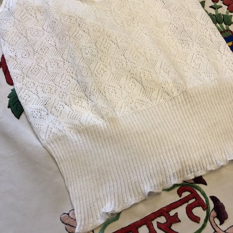 [USED] 針抜きレースのタンクトップ