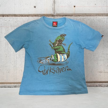[USED] Quick silver ピチ ダイナソー Tee kids size🦖🩵
