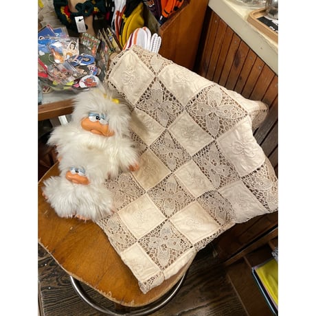 [USED] レース ラグ ♡　120cm×186cm