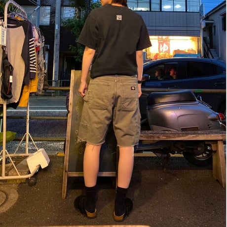 [USED] "Dickies" CUT OFF SHORTS