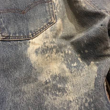 [USED] かわいい落書きペイント汚れの Levis 501