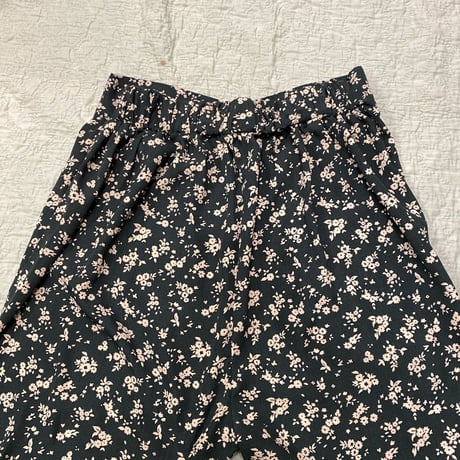 [USED] 小花柄フレアPANTS🌼