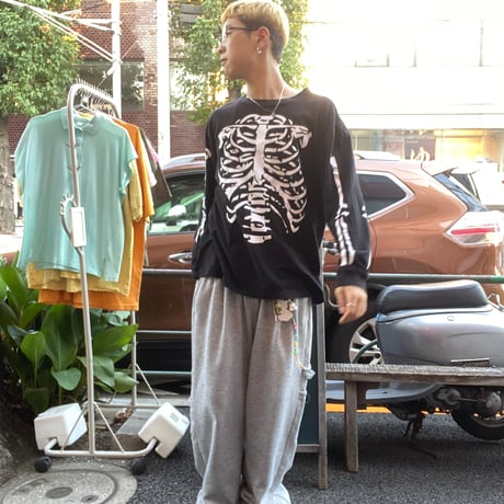 [USED]  GOOD PRINT skeleton BONE Tee