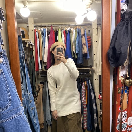 [USED] sweden vintage white Knit
