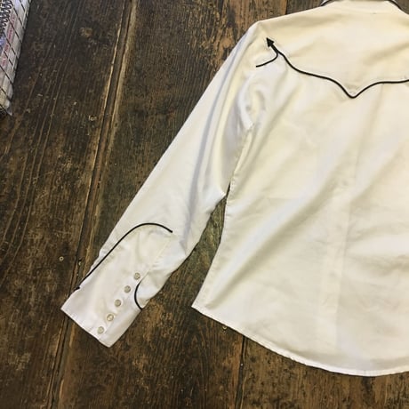 [USED] スッキリお洒落なウエスタンシャツ