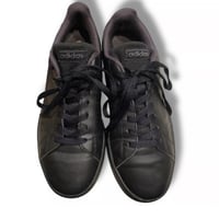 [USED] "adidas" ALL BLACK SNEAKER
