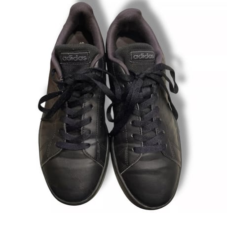 [USED] "adidas" ALL BLACK SNEAKER
