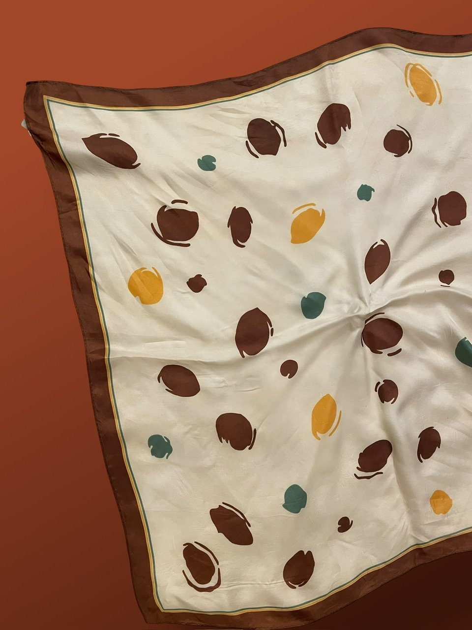 ダニエラグレジス Flower柄コットンスカーフ大判　arts&science ダニエラグレジス Flower柄コットンスカーフ大判 arts&science Graphic