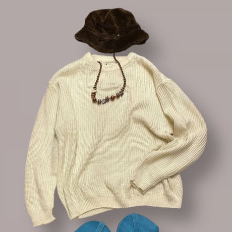 [USED] ざっくり編み white 🤍 アクリル ニット