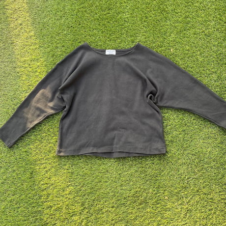 [USED] 形がオシャレ！BLACK無地ロンTee
