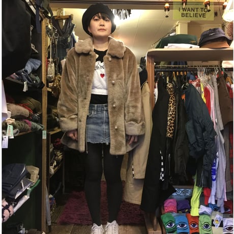 [USED] かわいいディティール! FAKEファーコート