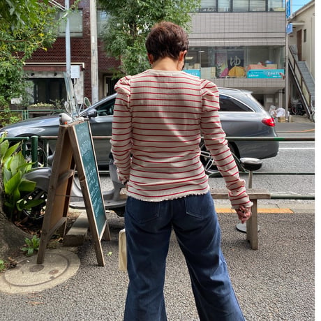 [USED]   パフスリーブ❤️リブトップス