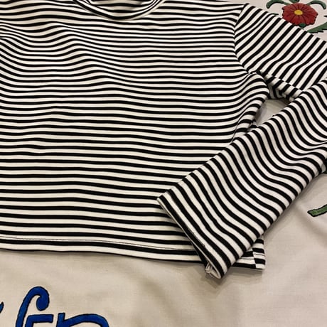 [USED] ボーダーハイネックショート丈TOPS♡