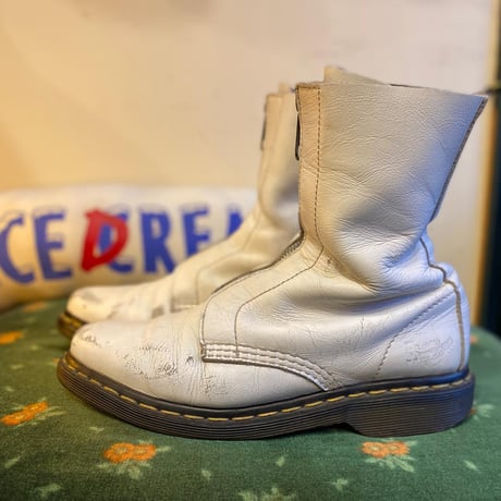 [USED] Dr.Martens  WHITE ZIP BOOTS