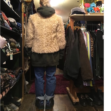 [USED] ヒツジのようなモコモコFake Fur JKT