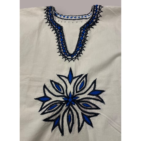 [USED] 刺繍TOPS 💙