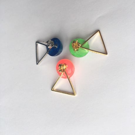 [BENICOTOY] TRIANGLEピアス