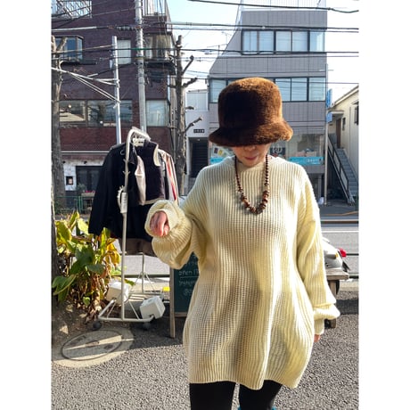 [USED] ざっくり編み white 🤍 アクリル ニット